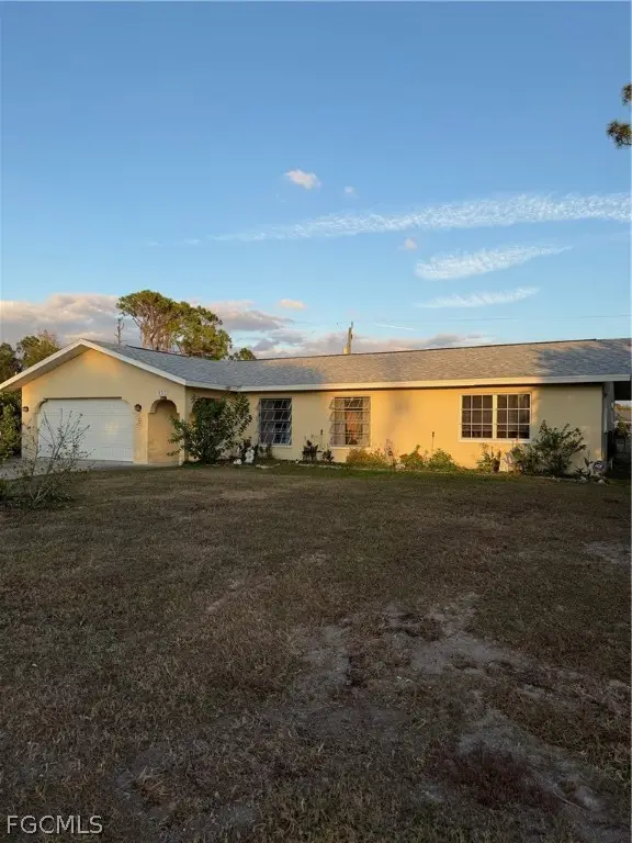 557 Ridgewood Street Nw, Port Charlotte, FL 33952