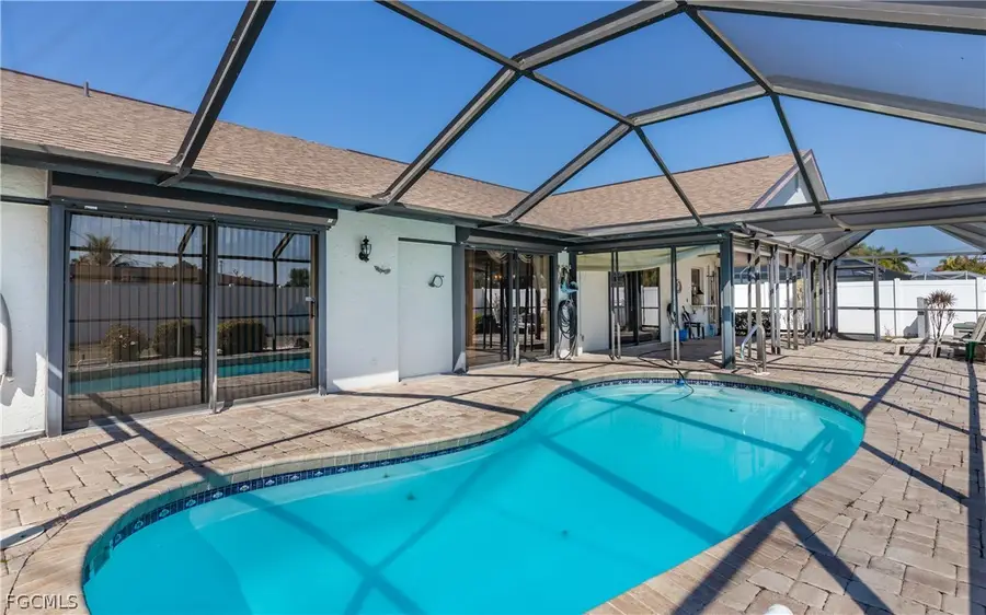 3337 SE 10th Place, Cape Coral, FL 33904 - #3