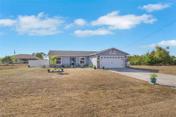 3208 NW 2nd Place, Cape Coral, FL 33993