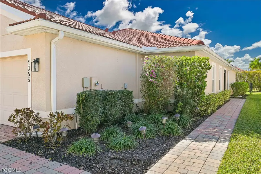 4365 Dutchess Park Road, Fort Myers, FL 33916 - Image #3
