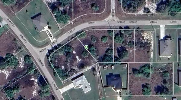 426 & 428 Rajah Street, Lehigh Acres, FL 33974