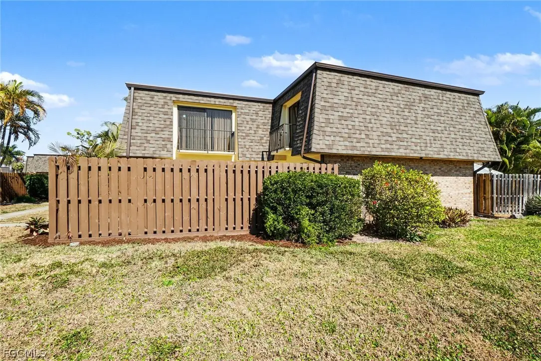 5582 Malt Drive #1, Fort Myers, FL 33907 - Image #1