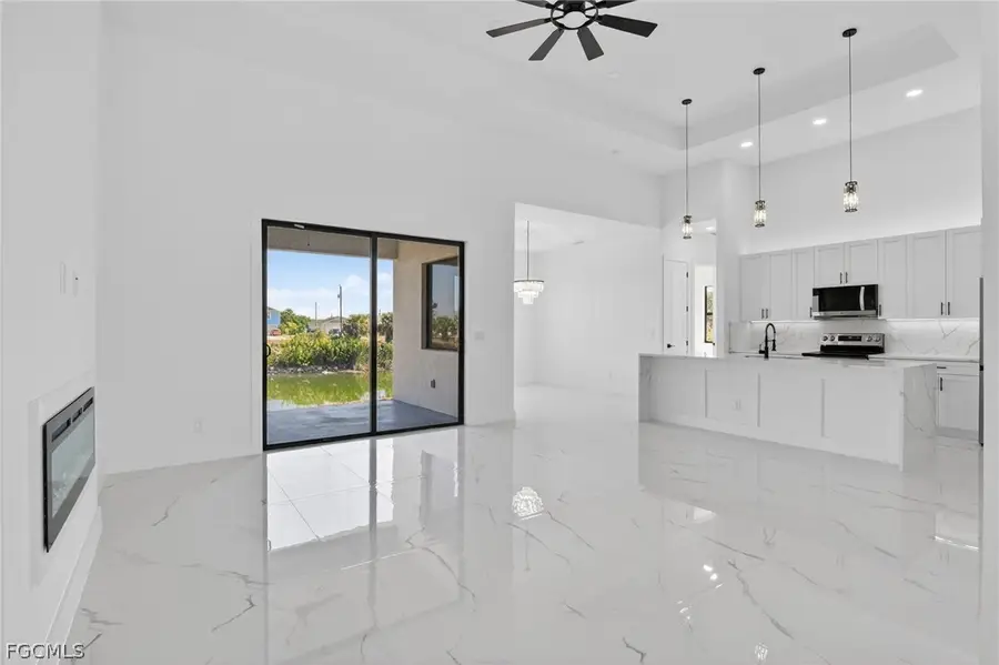 2515 NE 5th Place, Cape Coral, FL 33909 - #3