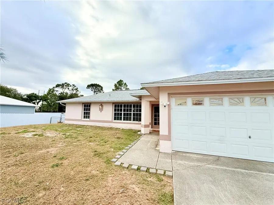 755 Arundel Circle, Fort Myers, FL 33913 - Image #3