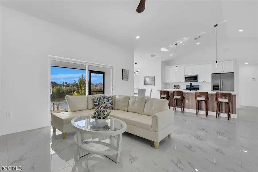 106 NW 20th Street, Cape Coral, FL 33993 - Image #2