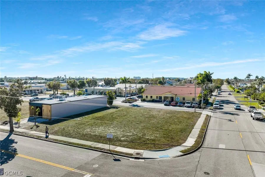 4632 SE 15th Avenue, Cape Coral, FL 33904 - Image #2