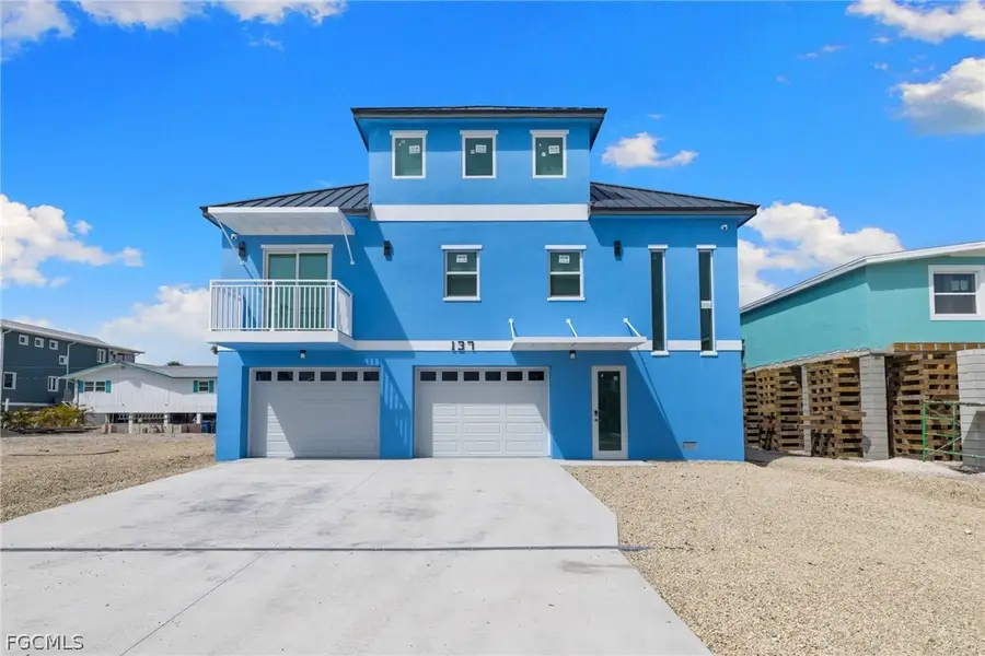 137 Hibiscus Drive, Fort Myers Beach, FL 33931 - #2