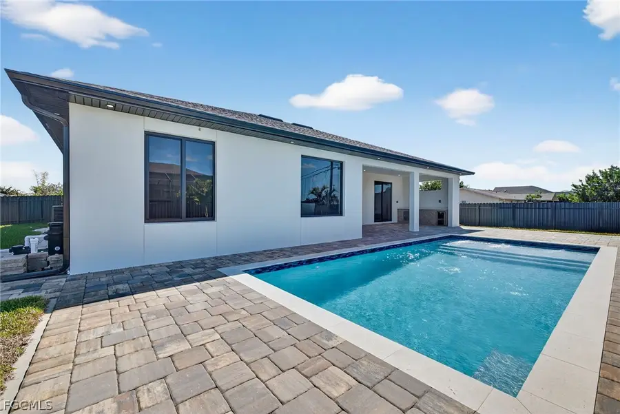 1322 NE 6th Place, Cape Coral, FL 33909 - Image #2