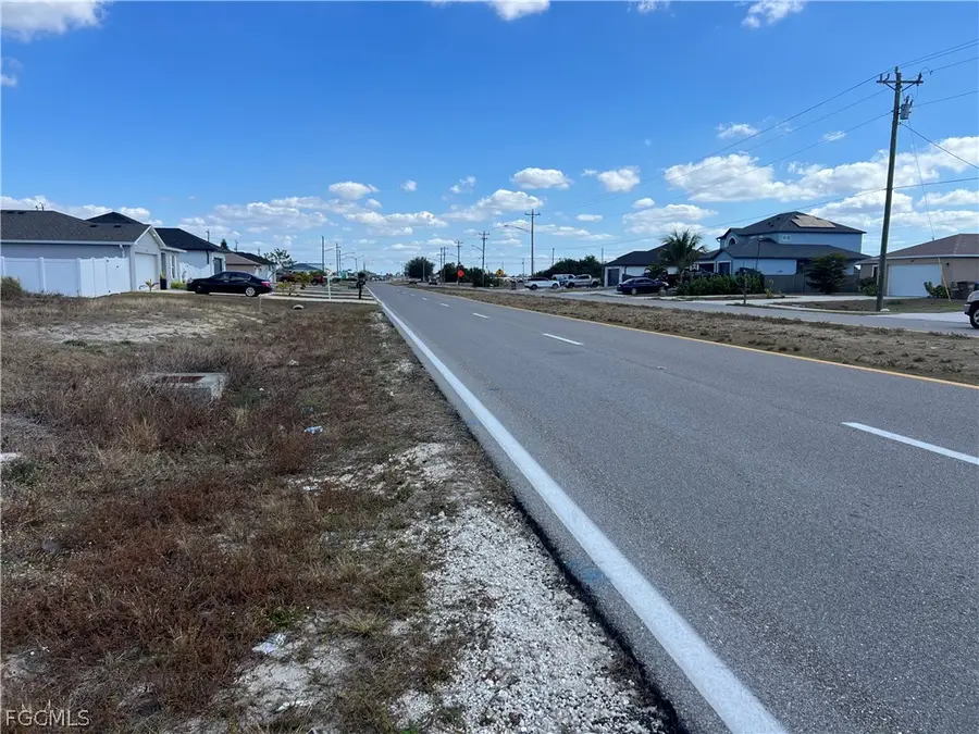 635 Tropicana Parkway E, Cape Coral, FL 33909 - Image #2