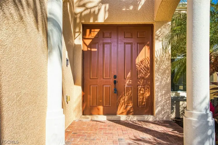 8306 Sumner Avenue, Fort Myers, FL 33908 - #2