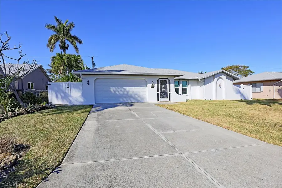 3626 SE 2nd Avenue, Cape Coral, FL 33904 - #2