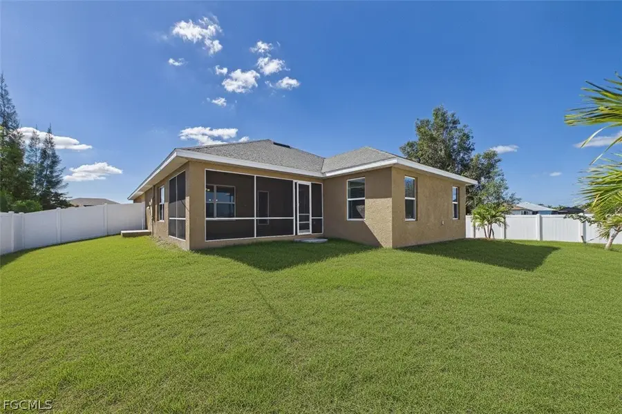 2807 NW 5th Street, Cape Coral, FL 33993 - #3
