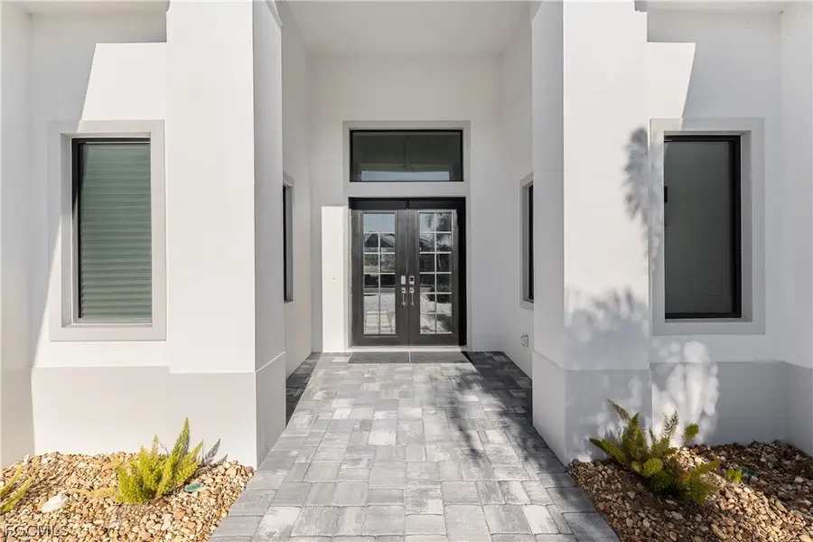 3337 Chestnut Grove Drive, Alva, FL 33920 - #3