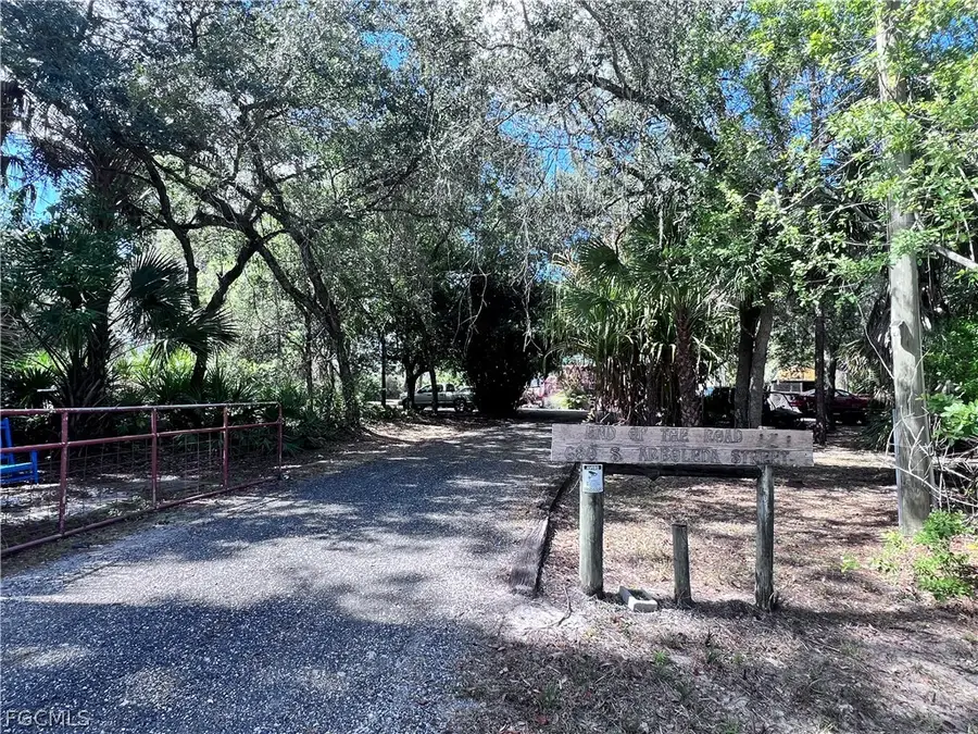 680 S Arboleda Street, Clewiston, FL 33440 - #3