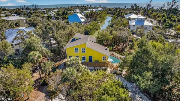 6143 Castaways Lane, Sanibel, FL 33957