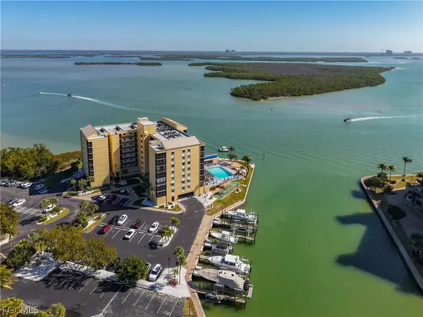 400 Lenell Road #107, Fort Myers Beach, FL 33931