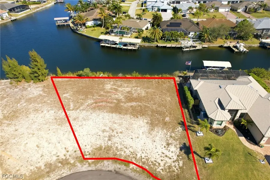 913 NW 39th Avenue, Matlacha, FL 33993 - #2