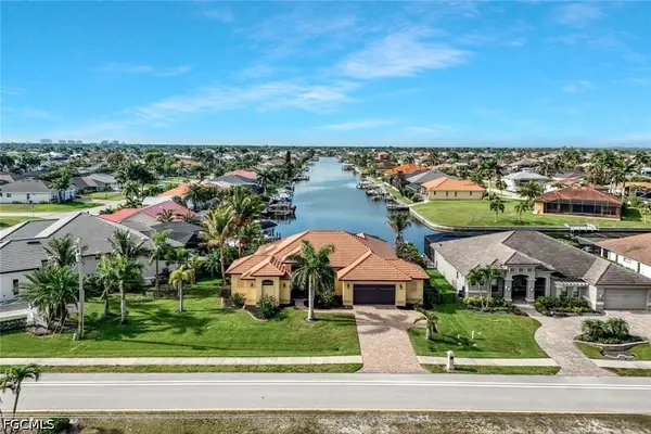 2724 Gleason Parkway, Cape Coral, FL 33914