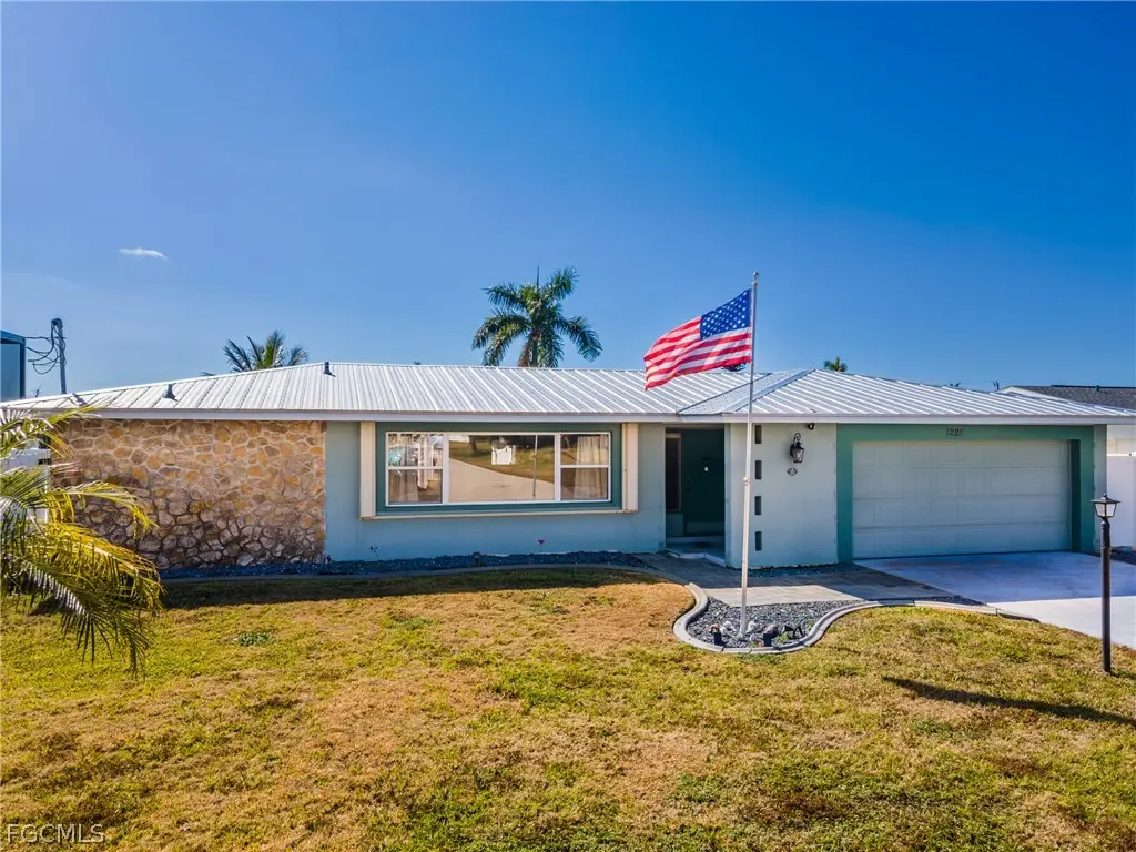 1226 SE 23rd Street, Cape Coral, FL 33990 - #1