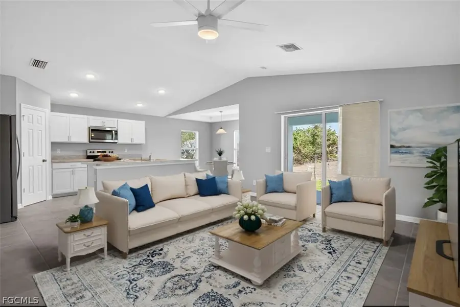 2925 NE 4th Place, Cape Coral, FL 33909 - #2