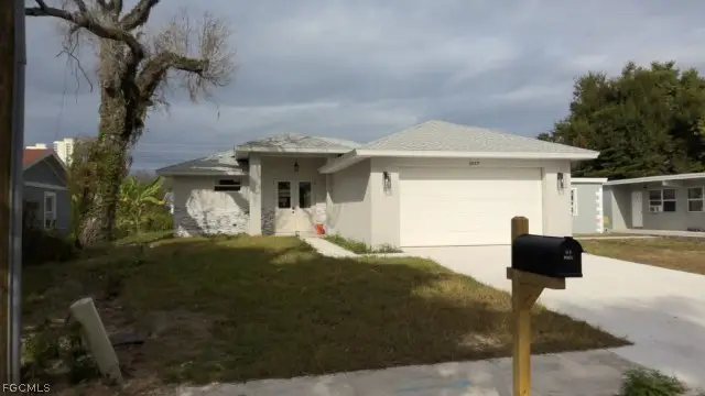 3027 2nd Street, Fort Myers, FL 33916 - #1