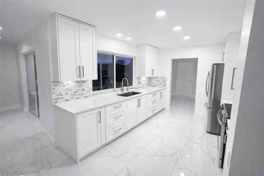 2208 SE 10th Street, Cape Coral, FL 33990 - #3