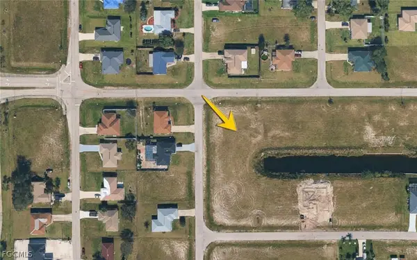 1327 NE 17th Avenue, Cape Coral, FL 33909