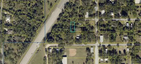 949 Caloosahatchee Avenue, Labelle, FL 33935