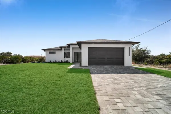 2805 58th Street W, Lehigh Acres, FL 33971