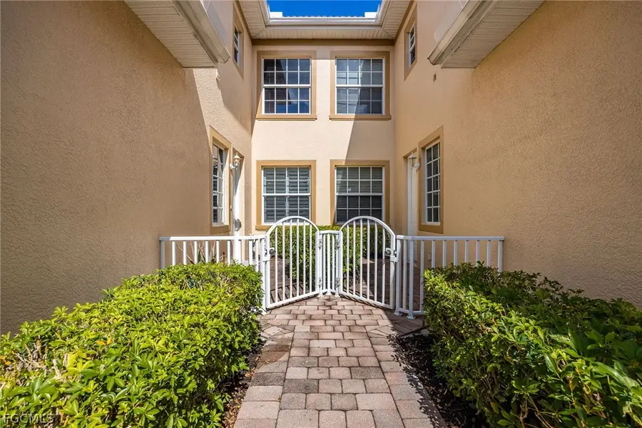 5550 Berkshire Drive #202, Fort Myers, FL 33912 - #3