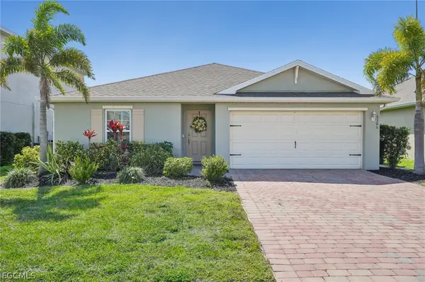 3306 Acapulco Circle, Cape Coral, FL 33909