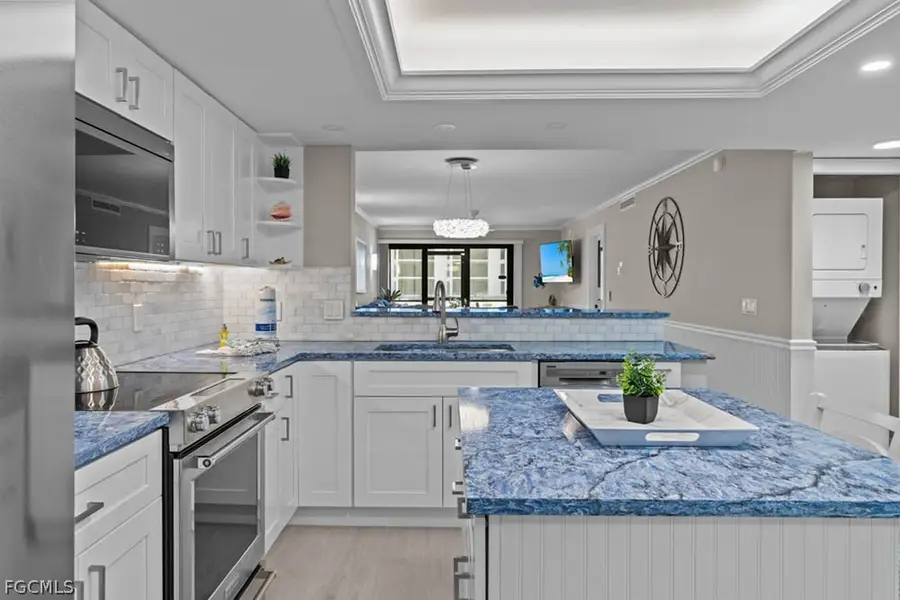 2445 W Gulf Drive #5D, Sanibel, FL 33957 - #2