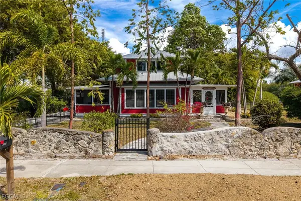 1525 Palm Avenue, Fort Myers, FL 33916