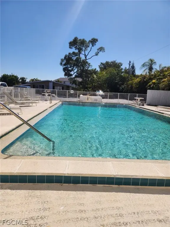 4906 Victoria Drive #404, Cape Coral, FL 33904