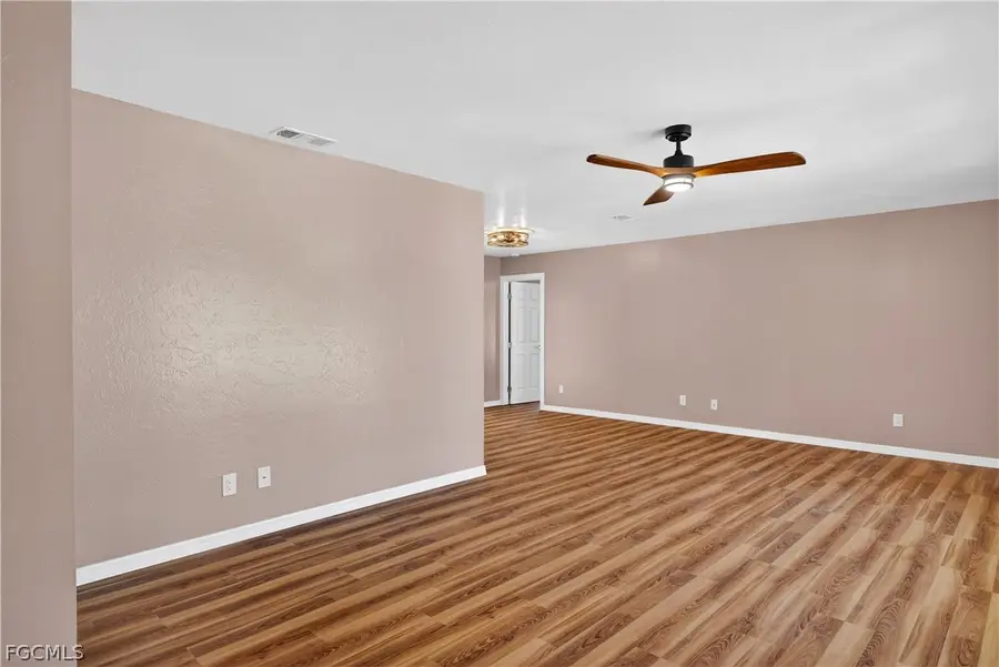 1308 SE 33rd Street, Cape Coral, FL 33904 - #3