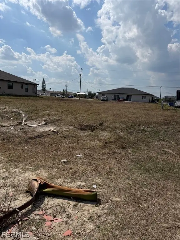 2120 NE 8th Place, Cape Coral, FL 33909 - #3