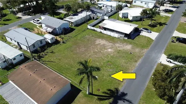 12101 Cypress Drive, Fort Myers, FL 33908