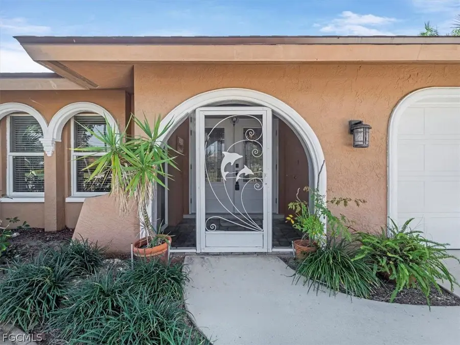 1704 Palaco Grande Parkway, Cape Coral, FL 33904 - #3
