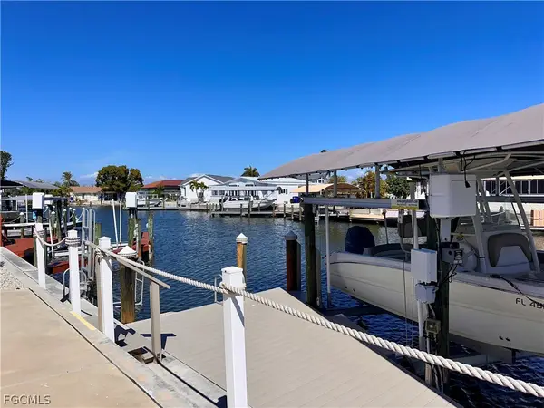 3098 Sloop Lane, St James City, FL 33956