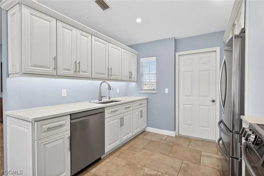 510 SW 26th Terrace, Cape Coral, FL 33914 - #3