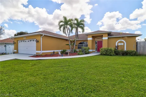 13400 Red Maple Circle, North Fort Myers, FL 33903