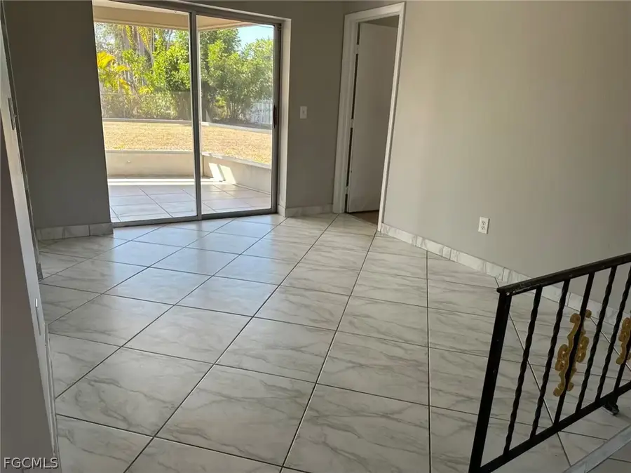 214 SE 7th Street, Cape Coral, FL 33990 - #3