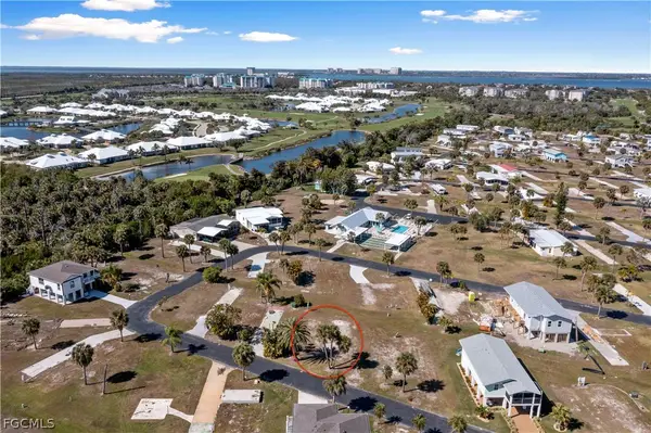 13660 Warbler Drive, Fort Myers, FL 33908