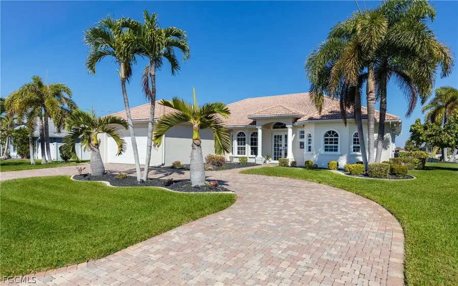 1505 SE 4th Street, Cape Coral, FL 33990 - #2