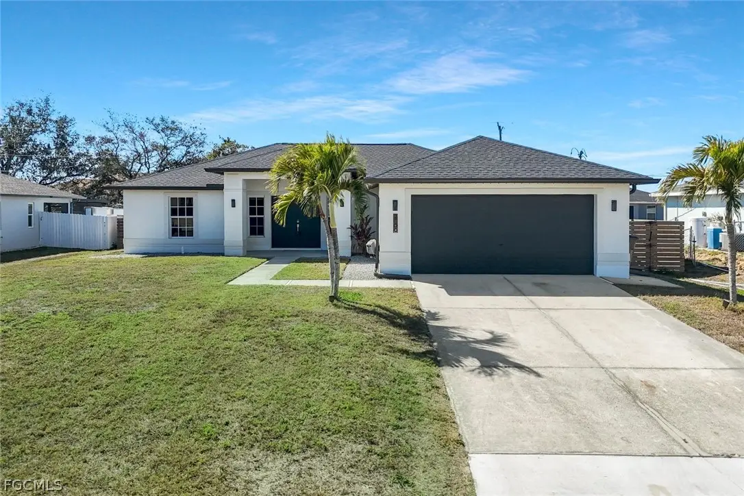 2200 NE 9th Avenue, Cape Coral, FL 33909 - #1