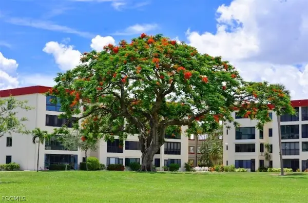 1724 Pine Valley Drive #308, Fort Myers, FL 33907