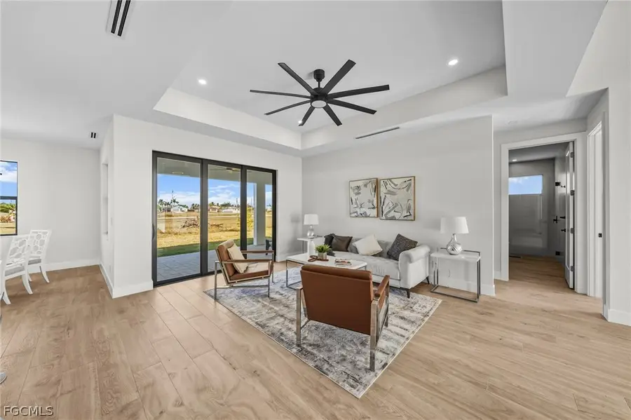 409 NE 15th Terrace, Cape Coral, FL 33909 - #3