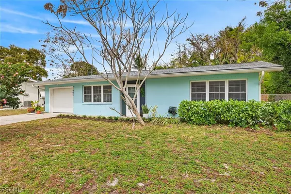 4633 Siesta Circle, Fort Myers, FL 33901