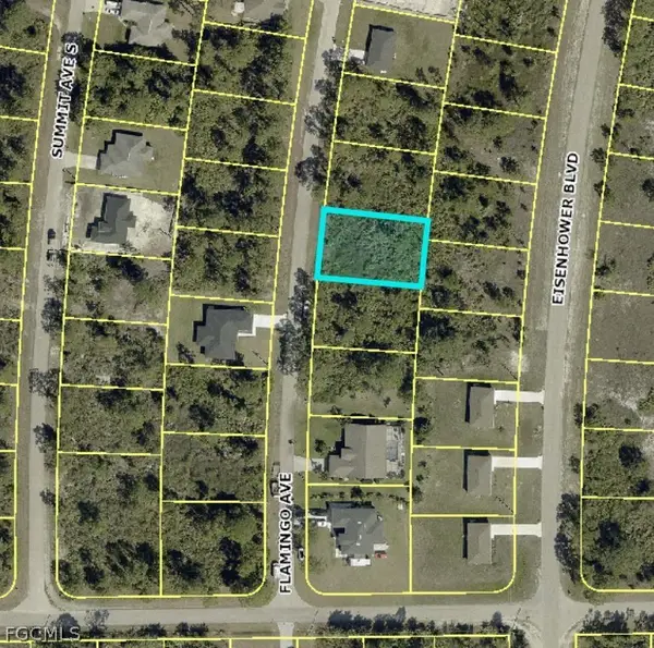 631 Flamingo Avenue, Lehigh Acres, FL 33974