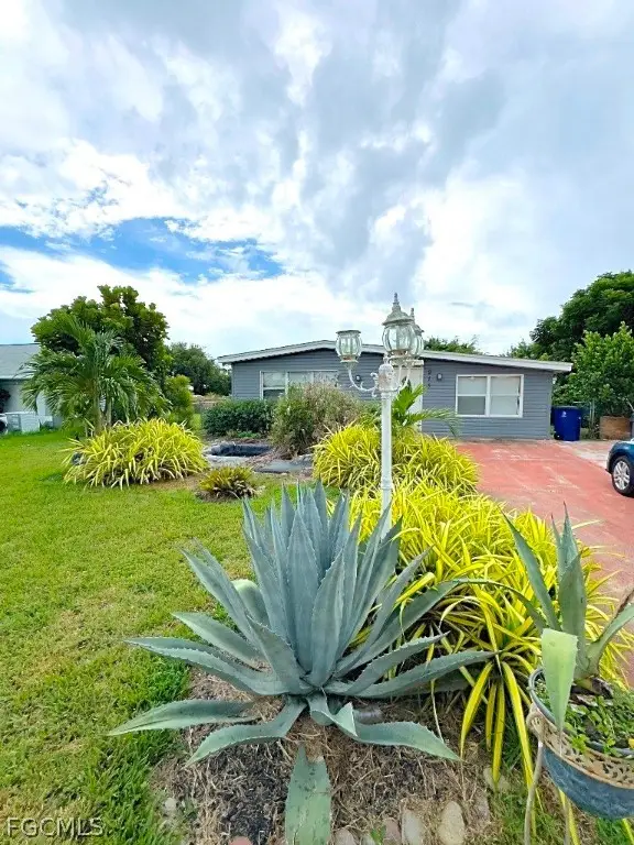 913 Hudson Avenue, Lehigh Acres, FL 33936 - #2